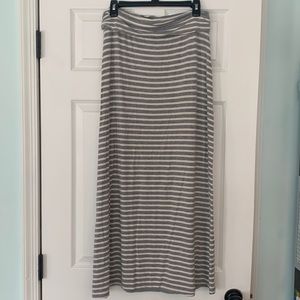 J. Crew cotton maxi skirt size medium